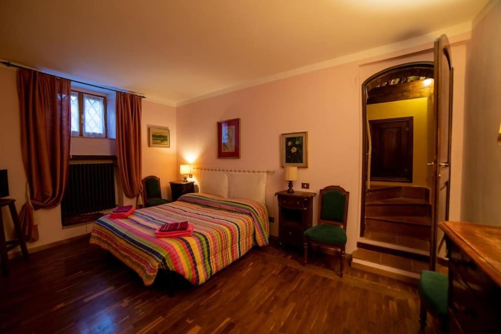 Casa Lazzaro Al Centro Di Siena Villa Bagian luar foto