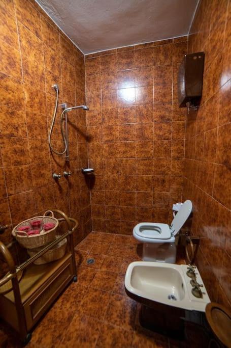Casa Lazzaro Al Centro Di Siena Villa Bagian luar foto